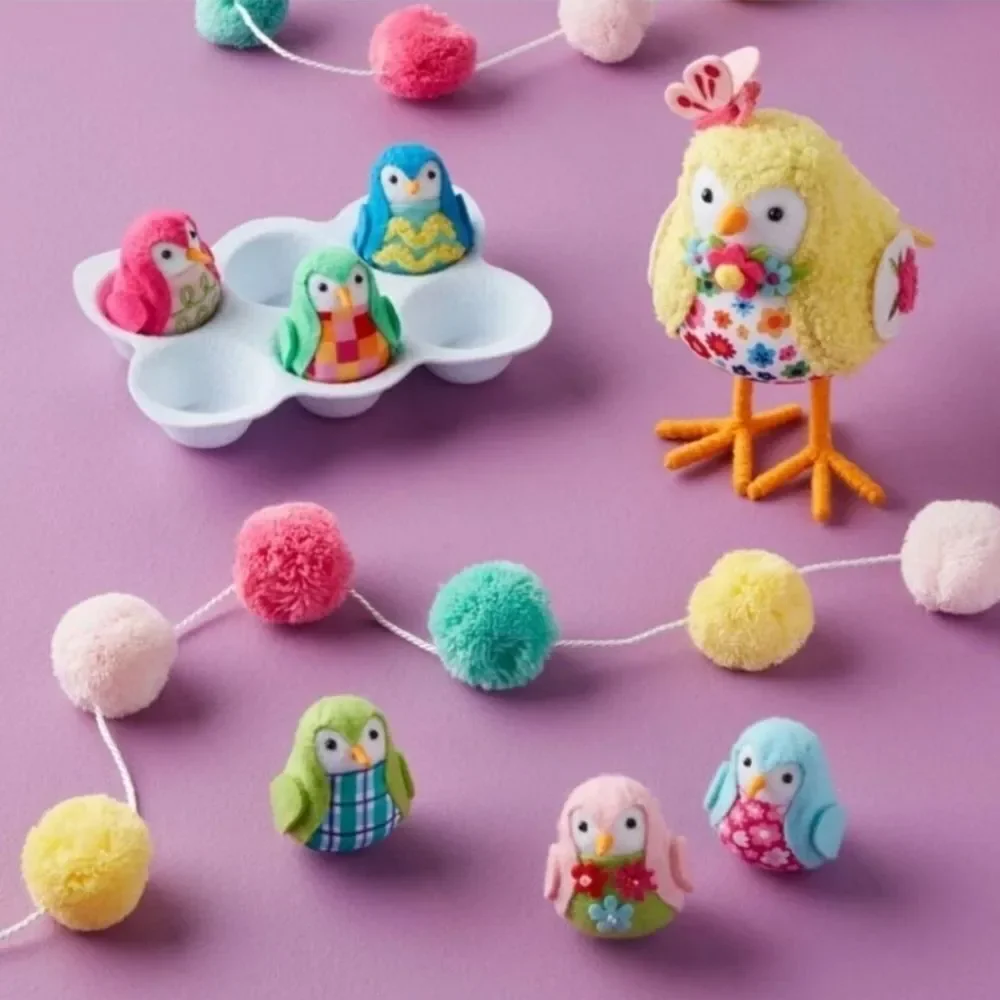Target Spritz Easter 7 Piece Fabric Birds Egg Carton Featherly Friends 2025 New
